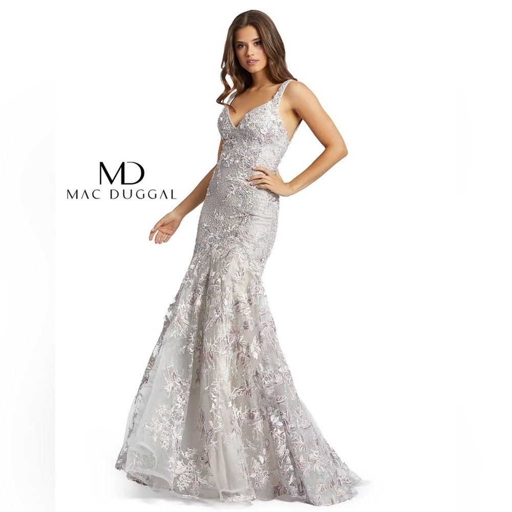 Mac Duggal 20146 NWT V Neck Gown